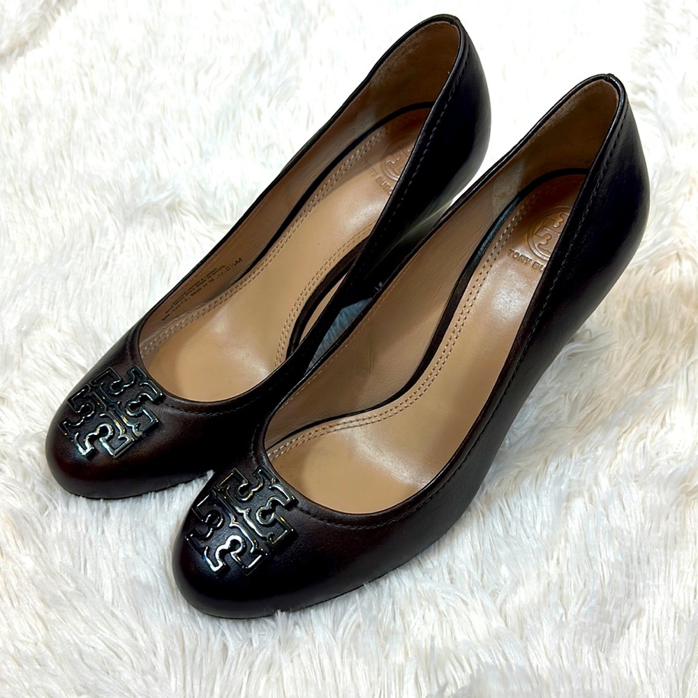 Tory Burch Melinda 85MM wedge size 8.5